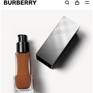 Burberry Cashmere Soft Matte Foundation